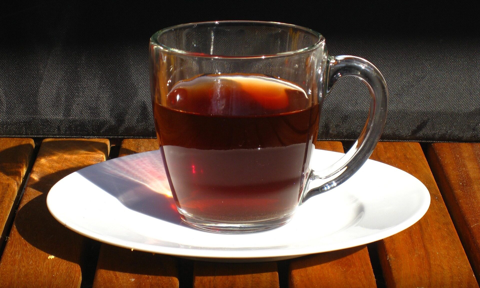 Infusion à froid dans une tasse.